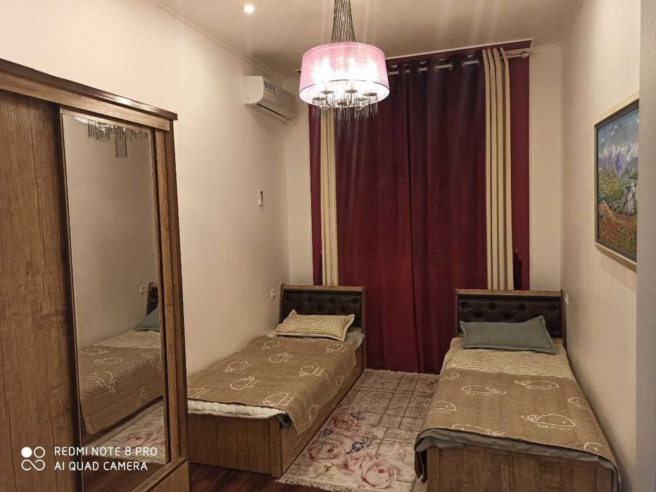 3 xonali, 105 m², G'ishtli uy, 5-etajli uyning 4-etaji, Lift bor