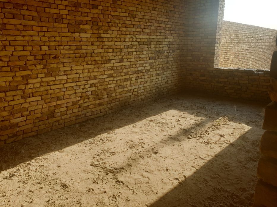 Хива ш.Космада Селикат завод ёни Жасмин маркет олди 200 м2 уй сотилади