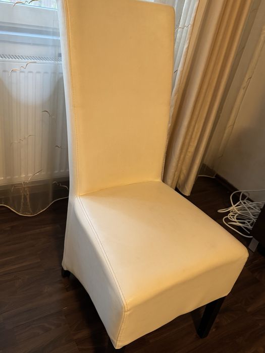 Scaune de dining confortabil