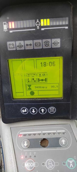 Продавам Колесен Багер LIEBHERR А904С в добро техническо състояние