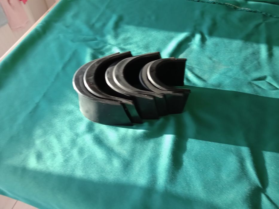 Vând tacuri biliard