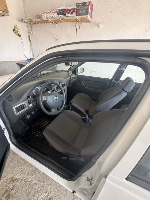 Nexia 2 1.6        .