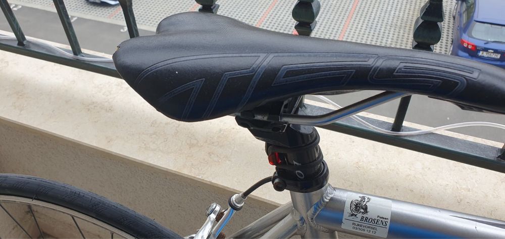 Продавам TREK 1000