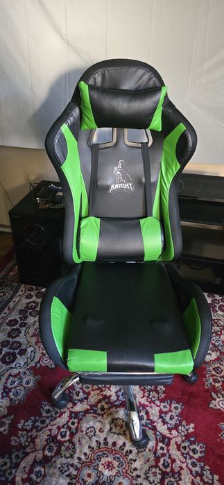 Продам игровое кресло