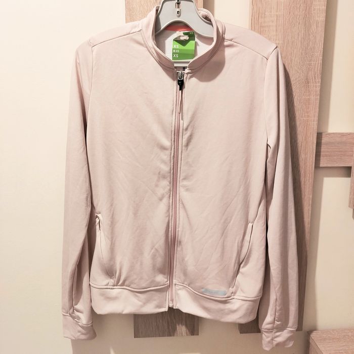 Ново дамско горнище Декатлон 36 / S