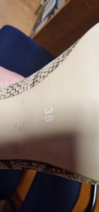 Дамски обувки на ток