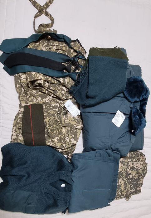 Продам новую  военную форму и обувь, повседневная.