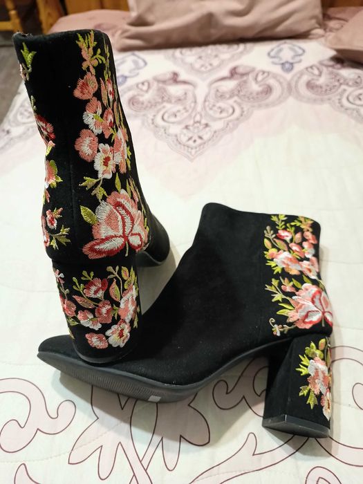 Дамски цветни боти M/S