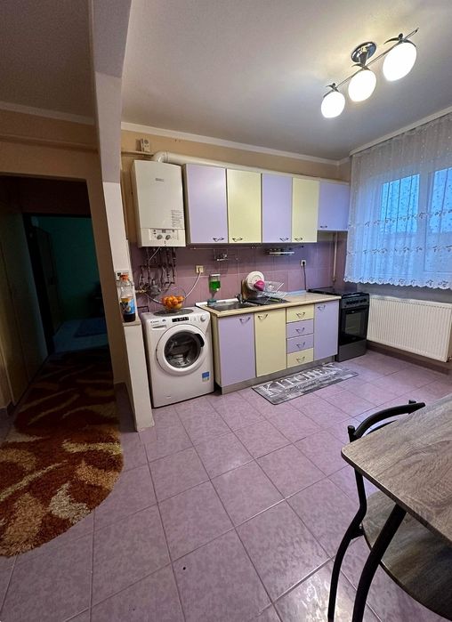 Apartament 2 camere de închiriat