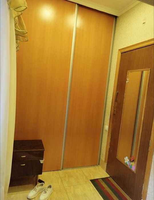 Осиё 3 комнатная 3 этаж Гидромецентр Просторная Квартира