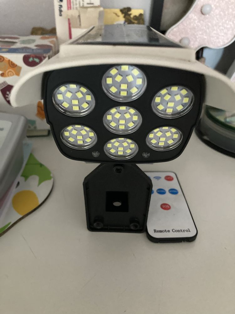 Proiector led solar