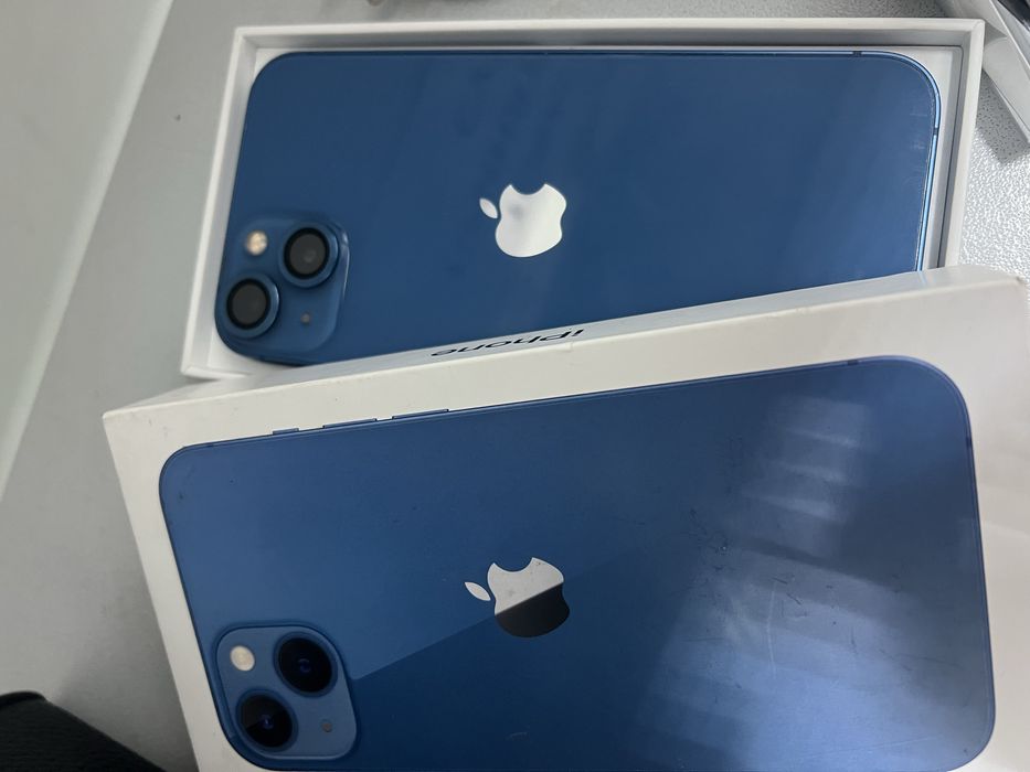 Продам 13 айфон