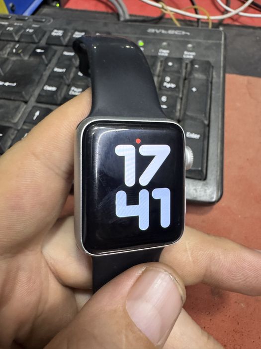 iWatch 3 sotiladi narxi 450ming