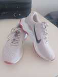 Pantofi sport Nike 37.5 marimea