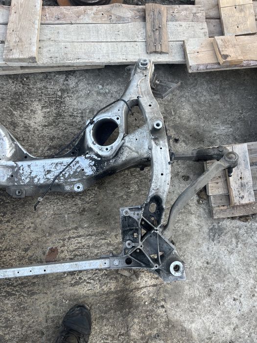 Преден мост бмв/bmw f10 f11 мост бмв ф10 ф11 задно магаре предно