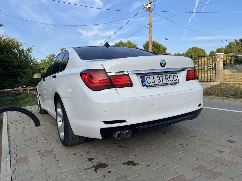 Vand BMW seria 7 F01 730 diesel 245 cai euro 5