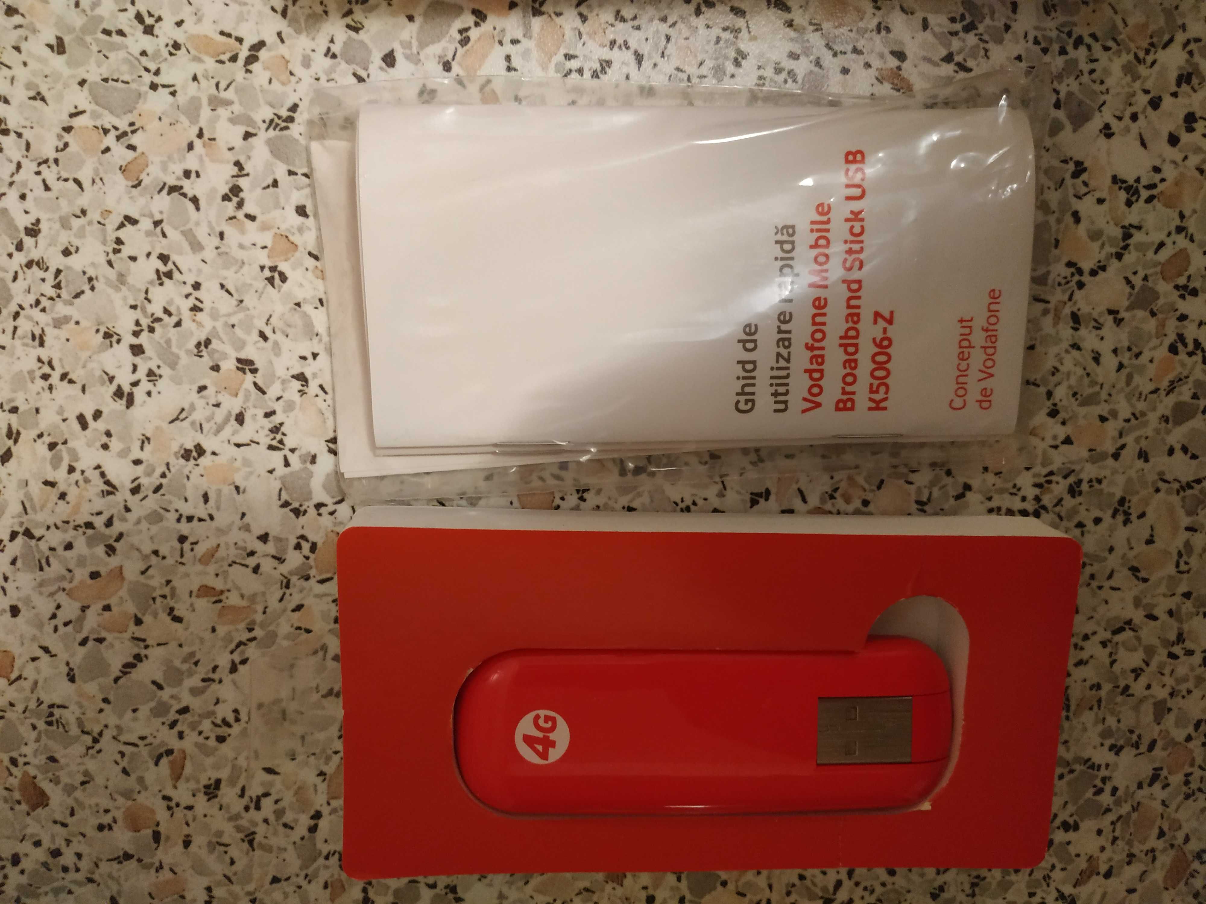 Modem Vodafone ZTE K5006 USB Stick LTE, Alb pt piese