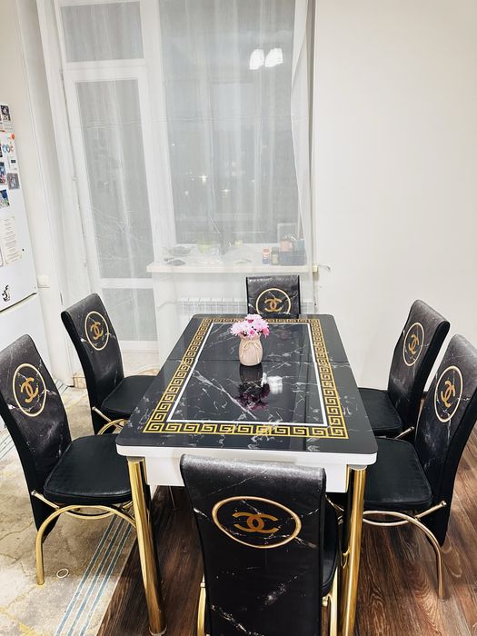 кухонный стол с 6 стулями