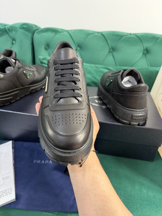 Adidasi Prada piele naturala 100% Full Box colectie noua