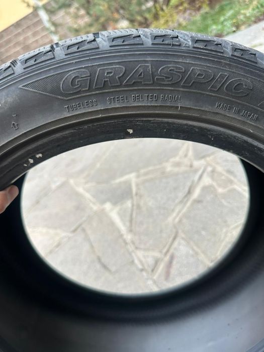 Продам зимнюю резину Dunlop комплект