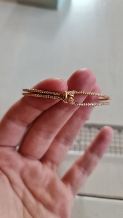 Swarovski гривна