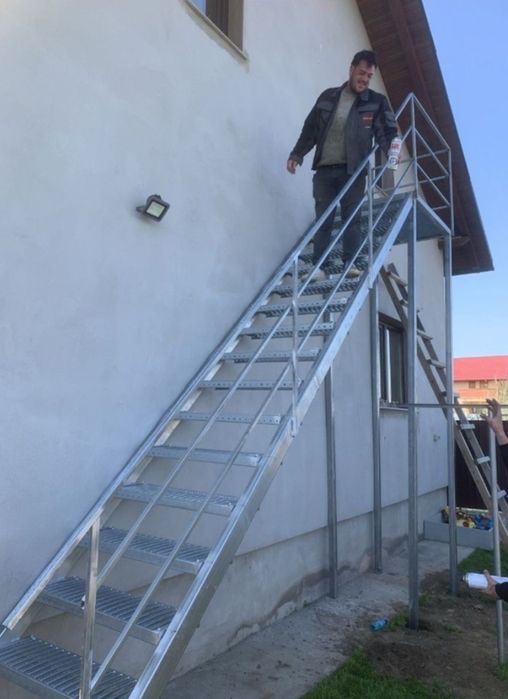 Scari galvanizate metalice