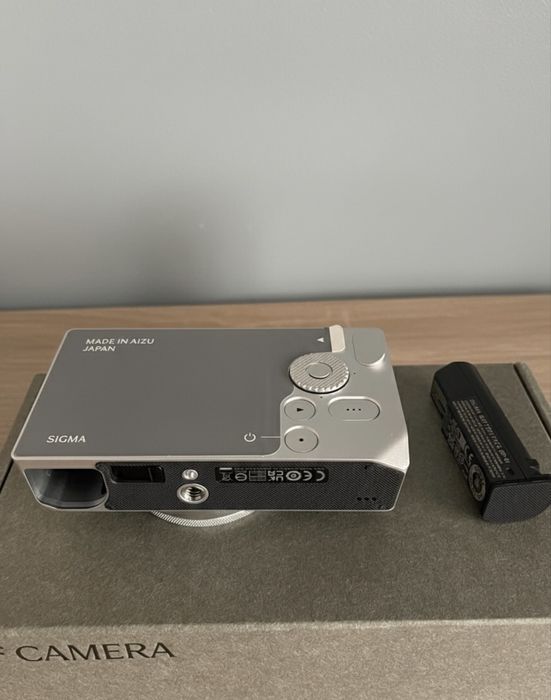 Sigma BF Aparat Foto Mirrorless Full Frame 24MP 6k30p Argintiu NOU!