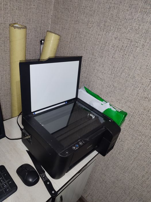 Epson Printeri Rangli Kserakopiyali