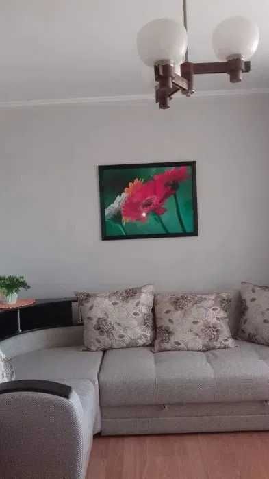 Сдается 2 ком кв Респубдика 27