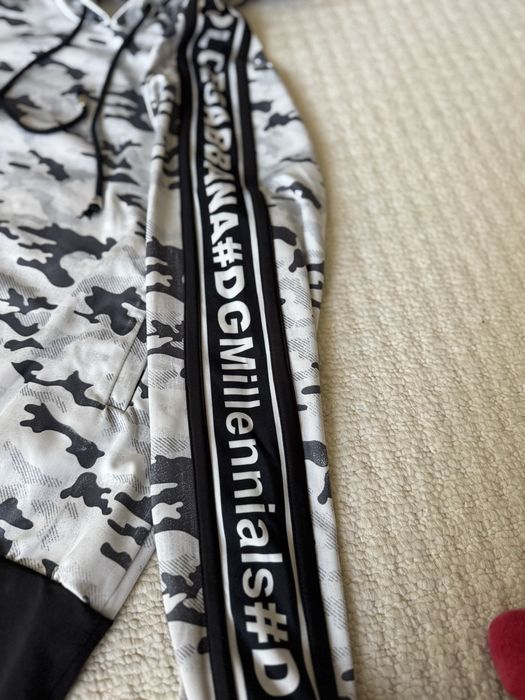 Trening set hanorac+ pantaloni dolce & gabbana marime XS