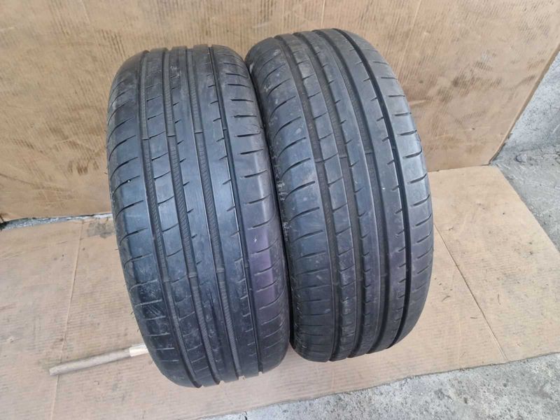 2 Goodyear R19 225/45
летни гуми Runflat 
DOT4719