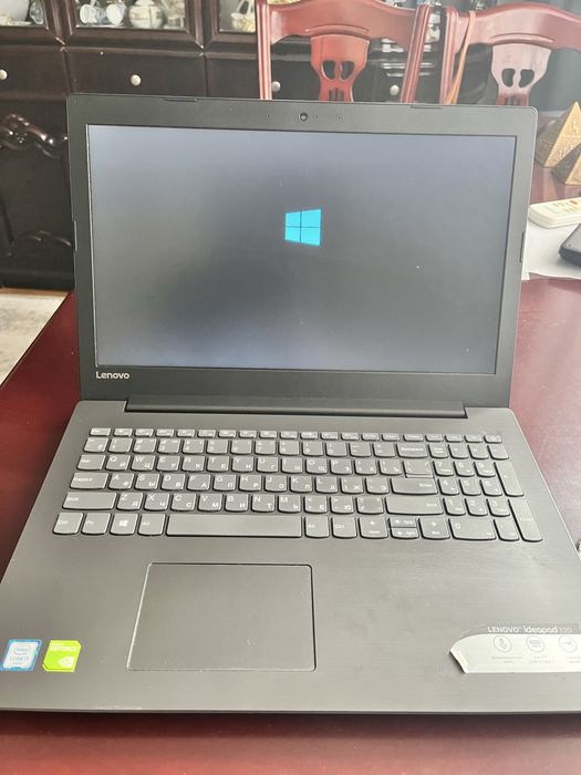 Lenovo IdeaPad 320-15ISK (i3 / 8 ГБ / 15.6”)