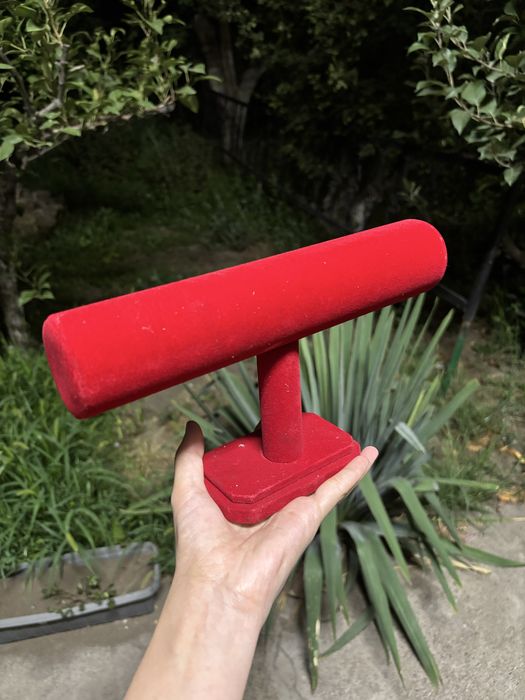 Стойка для браслетов бархатные