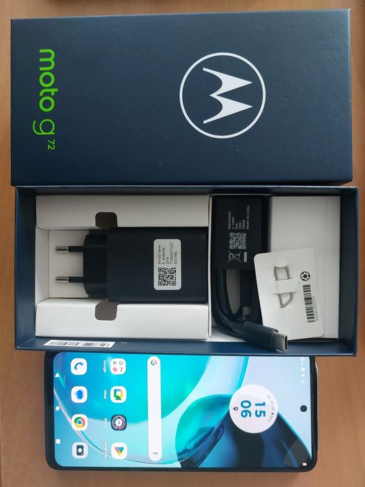 Продавам Motorola Moto G72