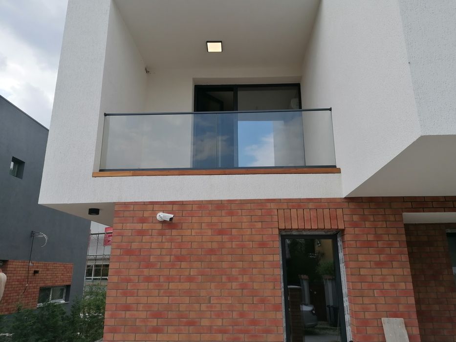Balustrade din sticla securizata interior si exterior