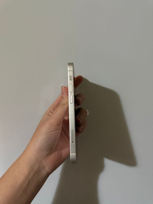 iPhone 12 mini, в хорошем состоянии