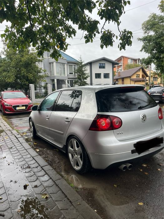 Vand Golf 5 GTI, accept si schimb!