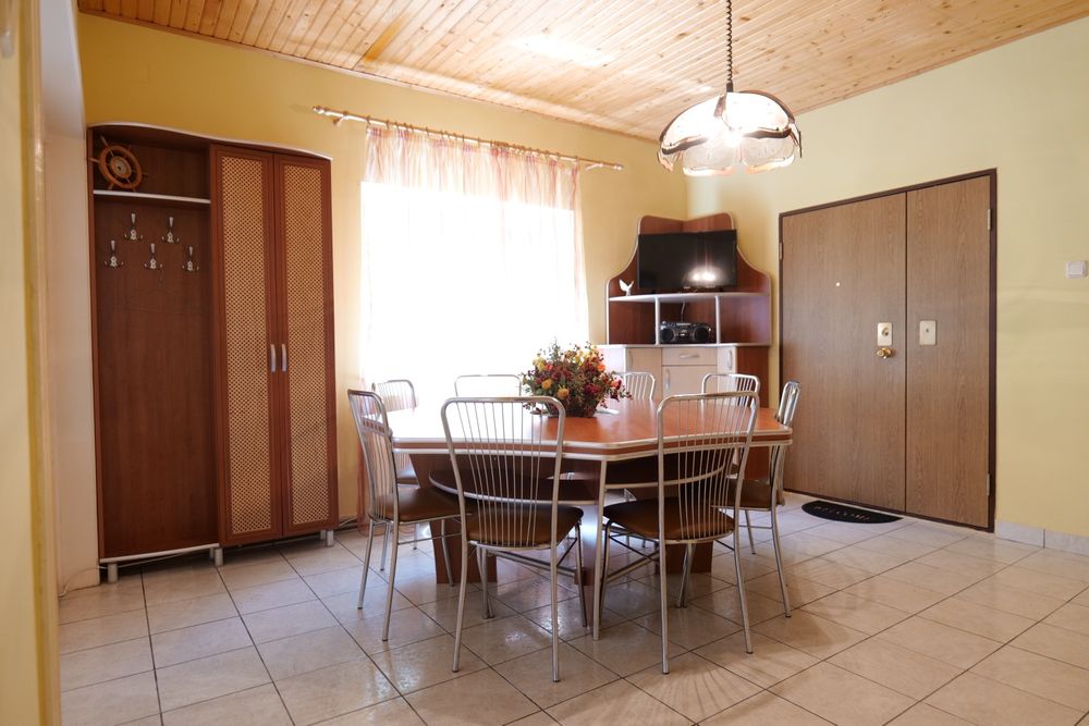 Inchiriez casa la munte