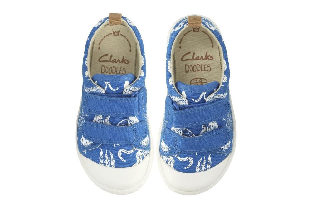 Нови обувки Clarks 21 размер