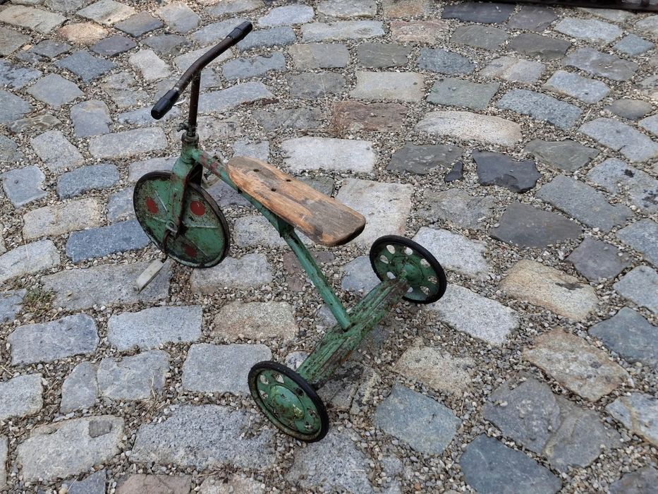 Tricicletă veche, Ideal Mediaș