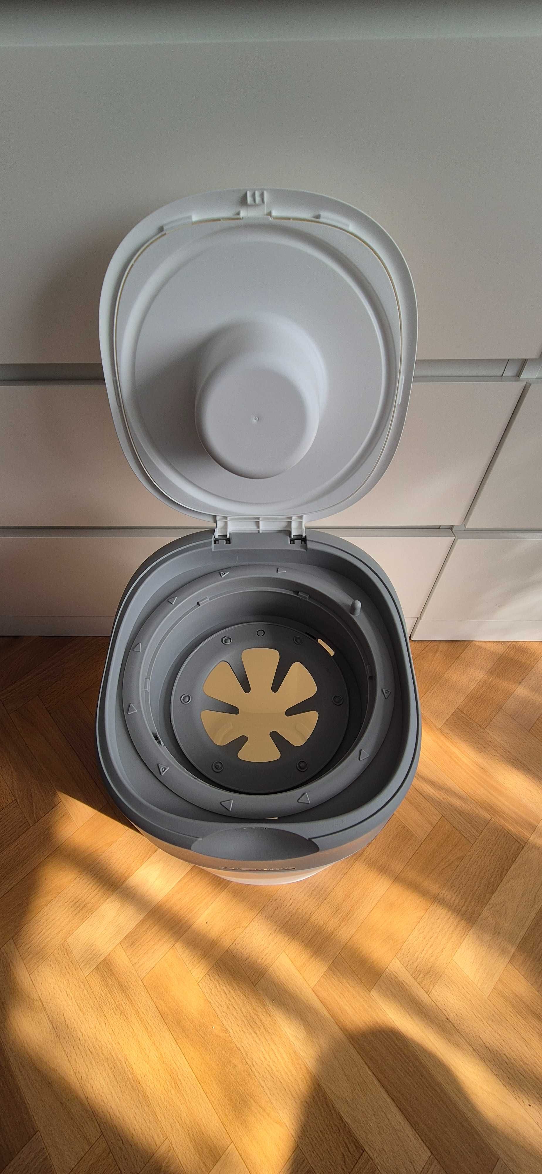 Кош за памперси Tommee Tippee