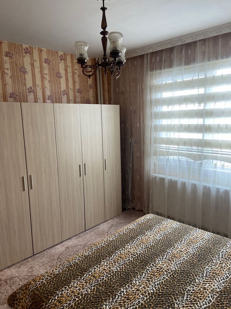 Дава се под наем Тристаен апартамент в Хасково, Възраждане - 82 кв.м за 229.5 € - Снимка #8