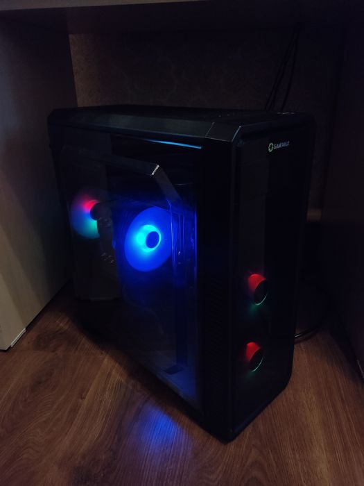 Ryzen 7 2700x, RAM 16GB, 1 TB HDD, 128x2 SSD