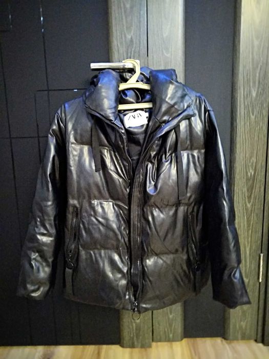 Распродаю верхнюю одежду