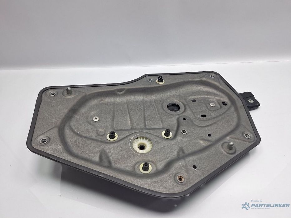 Macara geam dreapta spate SKODA SUPERB II Estate 3T5 2009 - 2015 TDI CBBB, CFGB 3T0839462