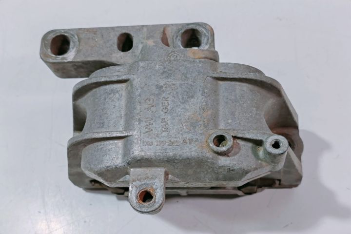 Suport motor 1K0199262AT Volkswagen VW Golf a 5-a generatie