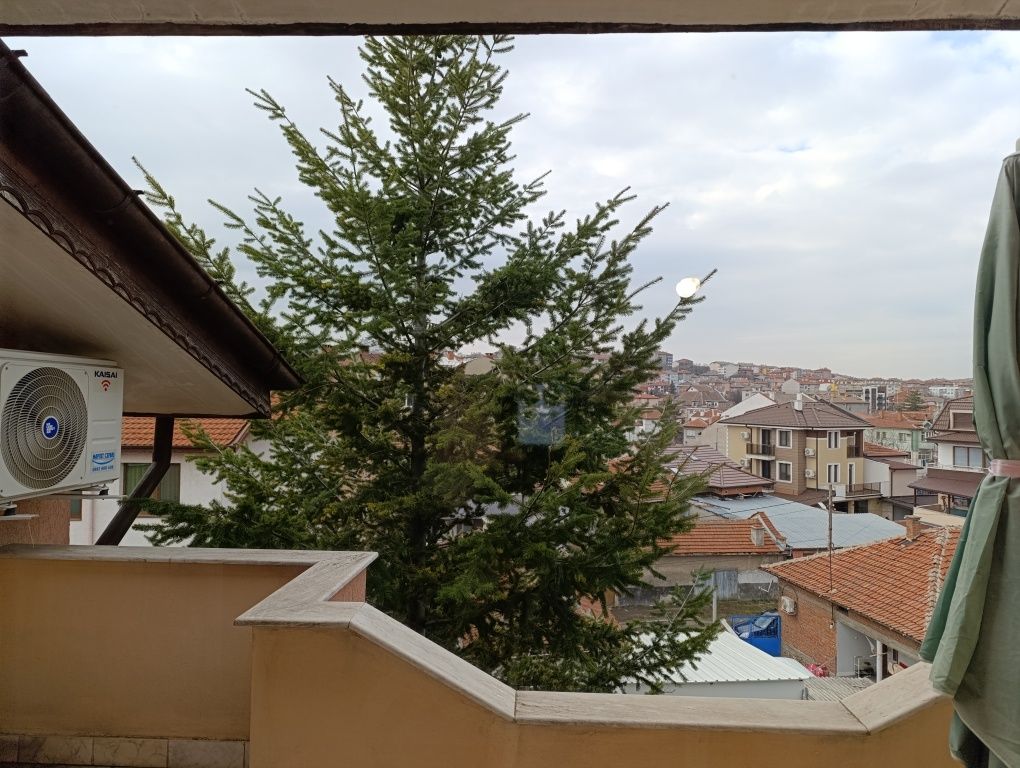 Продава се Тристаен апартамент в Хасково, Любен Каравелов - 120 кв.м за 719 €/кв.м - Снимка #6