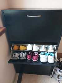 Черен  шкаф   за  обувки