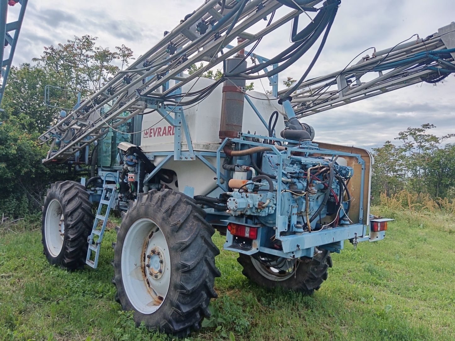 Dezmembrez instalație erbicidat Evrard AH 2500