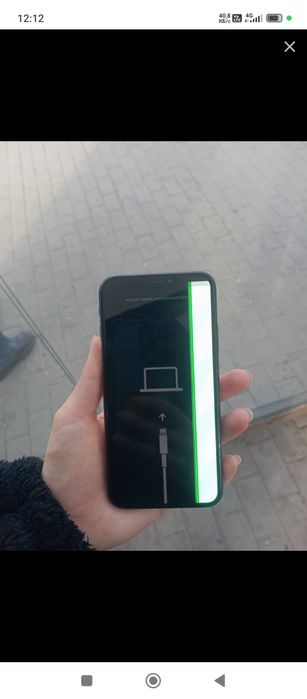 Продам айфон 10 срочно.